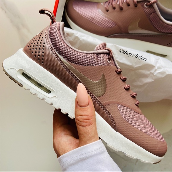 Nike Shoes - NWT Nike Air Max Thea